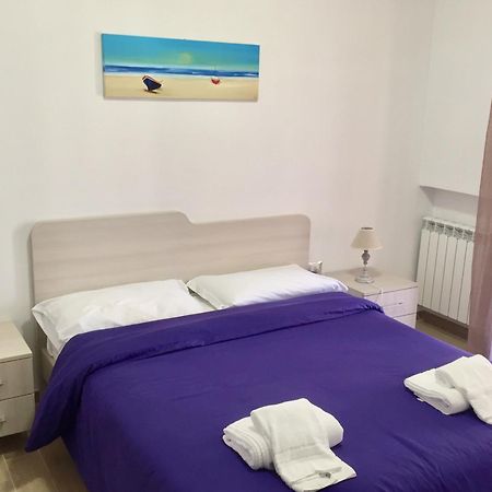 Il Viaggiatore Via Rimini Serapo 加埃塔 外观 照片