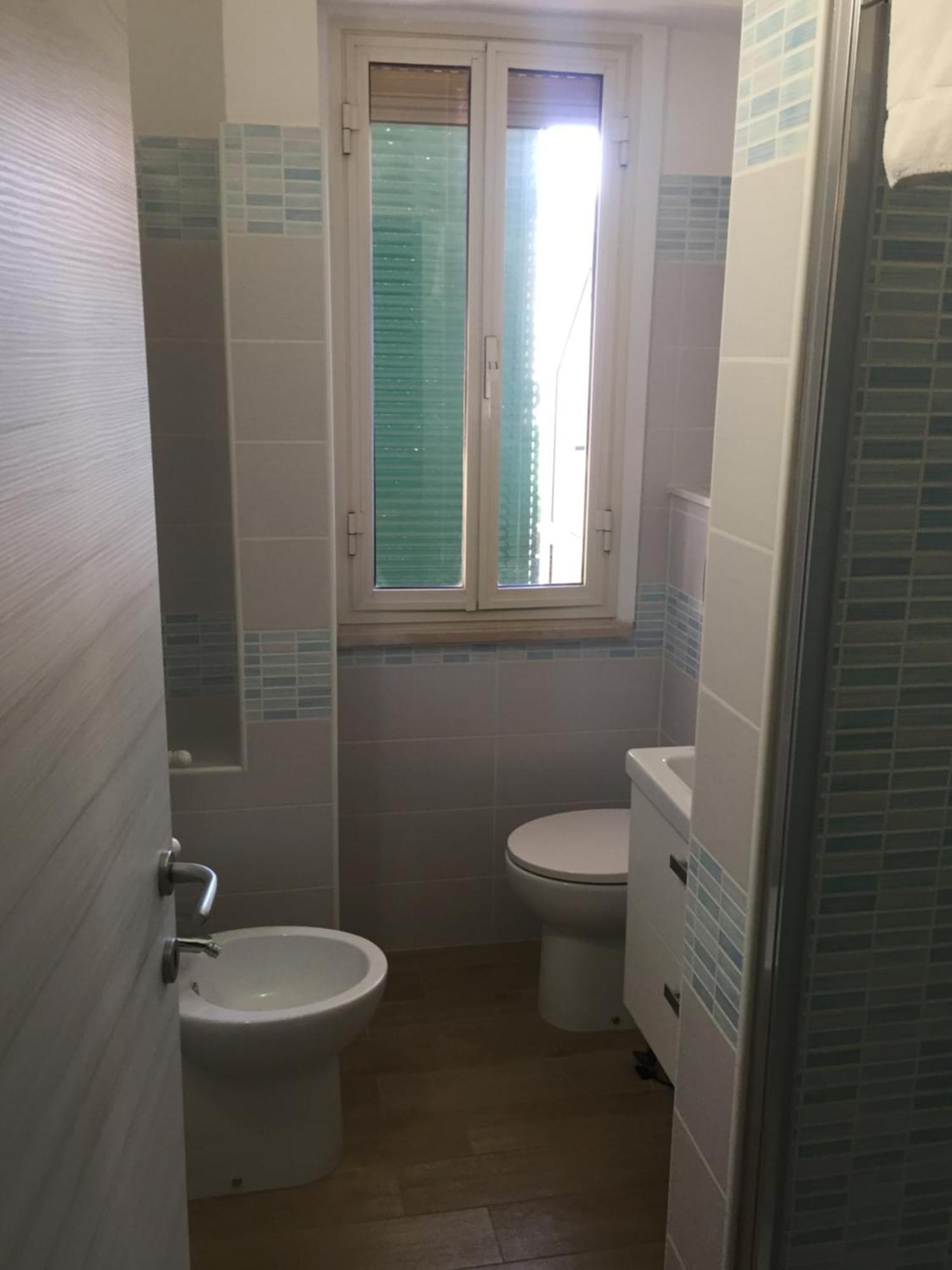 Il Viaggiatore Via Rimini Serapo 加埃塔 外观 照片