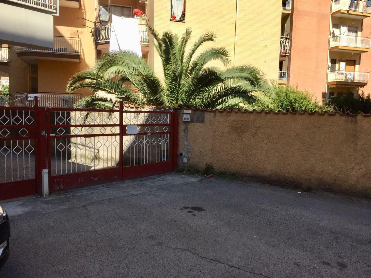Il Viaggiatore Via Rimini Serapo 加埃塔 外观 照片