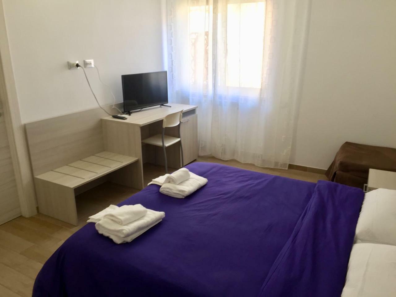 Il Viaggiatore Via Rimini Serapo 加埃塔 外观 照片